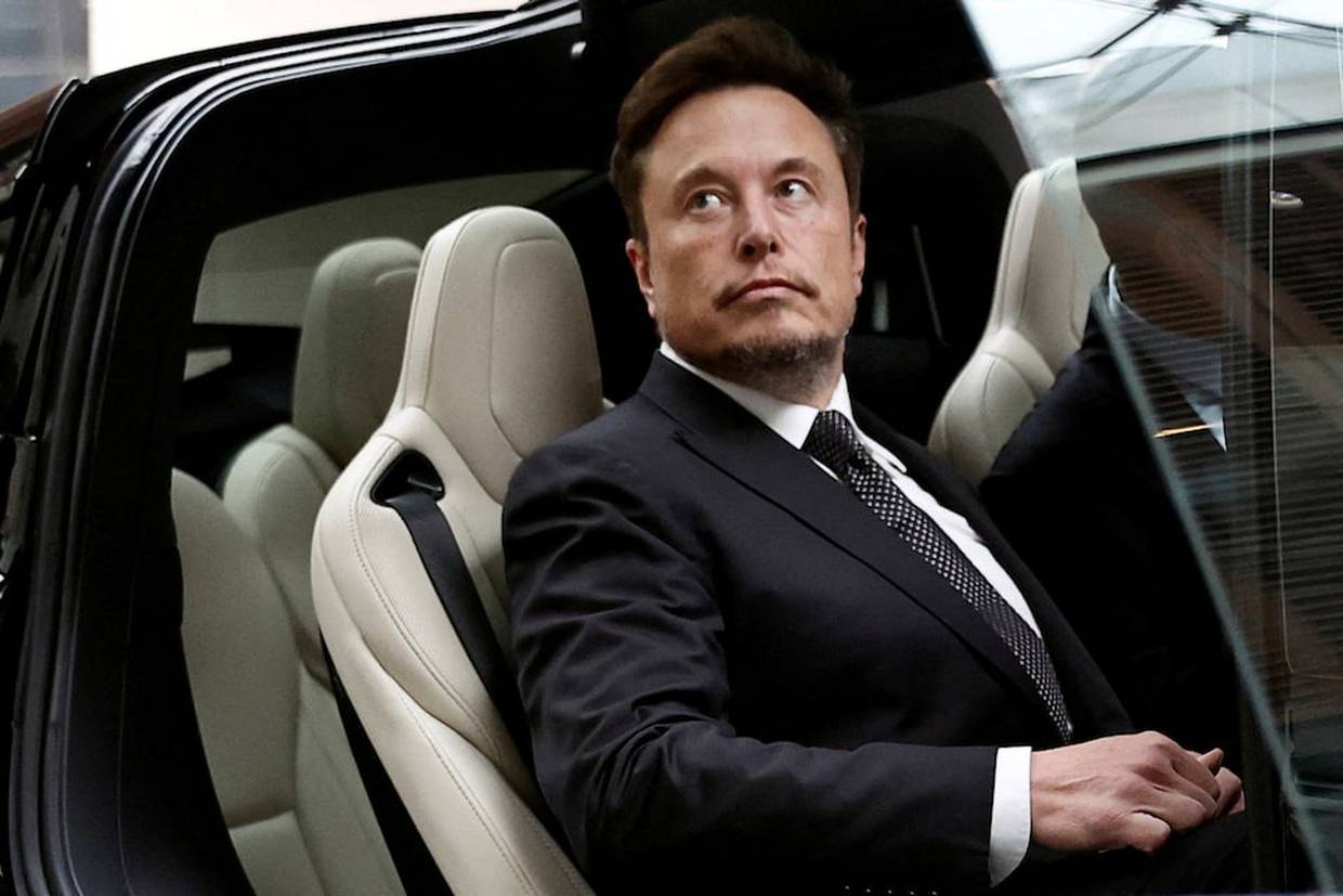 Elon Musk predice avance de la inteligencia artificial más allá de la capacidad humana