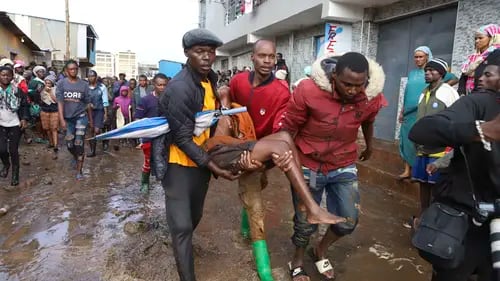 Colapso de presa en Kenia mata a 40 personas; destruye casas y carreteras