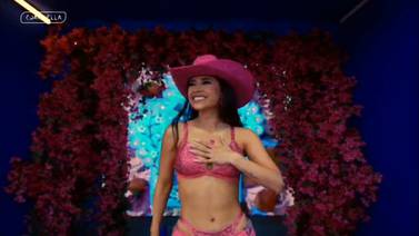 VIDEO: Becky G hace homenaje a Selena cantando “Como La Flor” en el Coachella