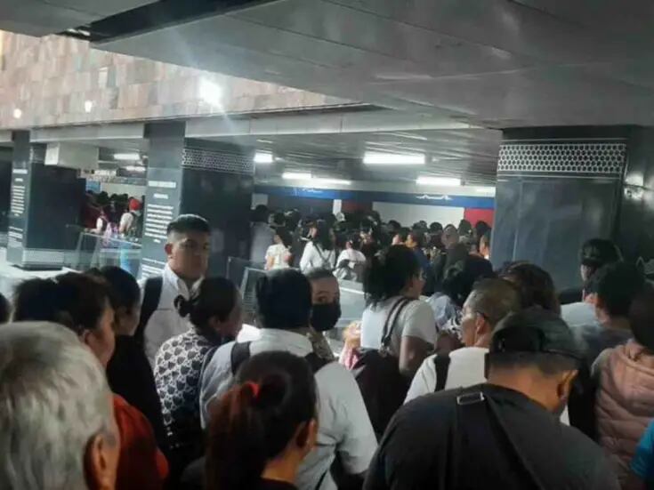 Suicida se arroja a la L2 del Metro en estación Pino Suárez, en CDMX