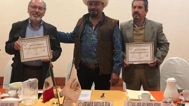 Madrugadores Rosarito reconoce a abogados que lograron reconocimiento de Santa Anita