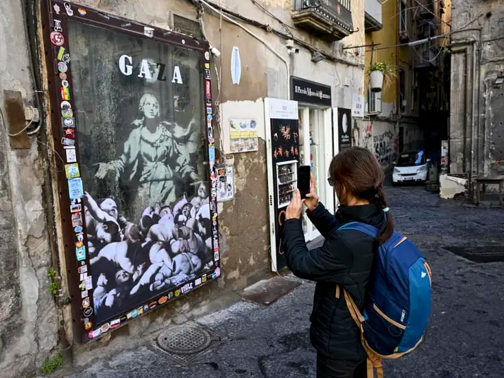 Aparece mensaje a favor de Gaza en 'Virgen con la pistola' de Baksy
