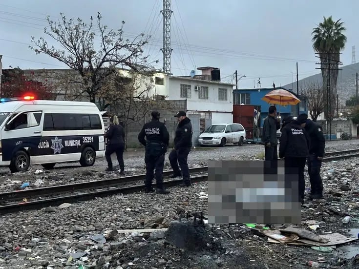 Joven de 21 años es golpeada por el tren en Torreón; no lo escuchó por ir escuchando música