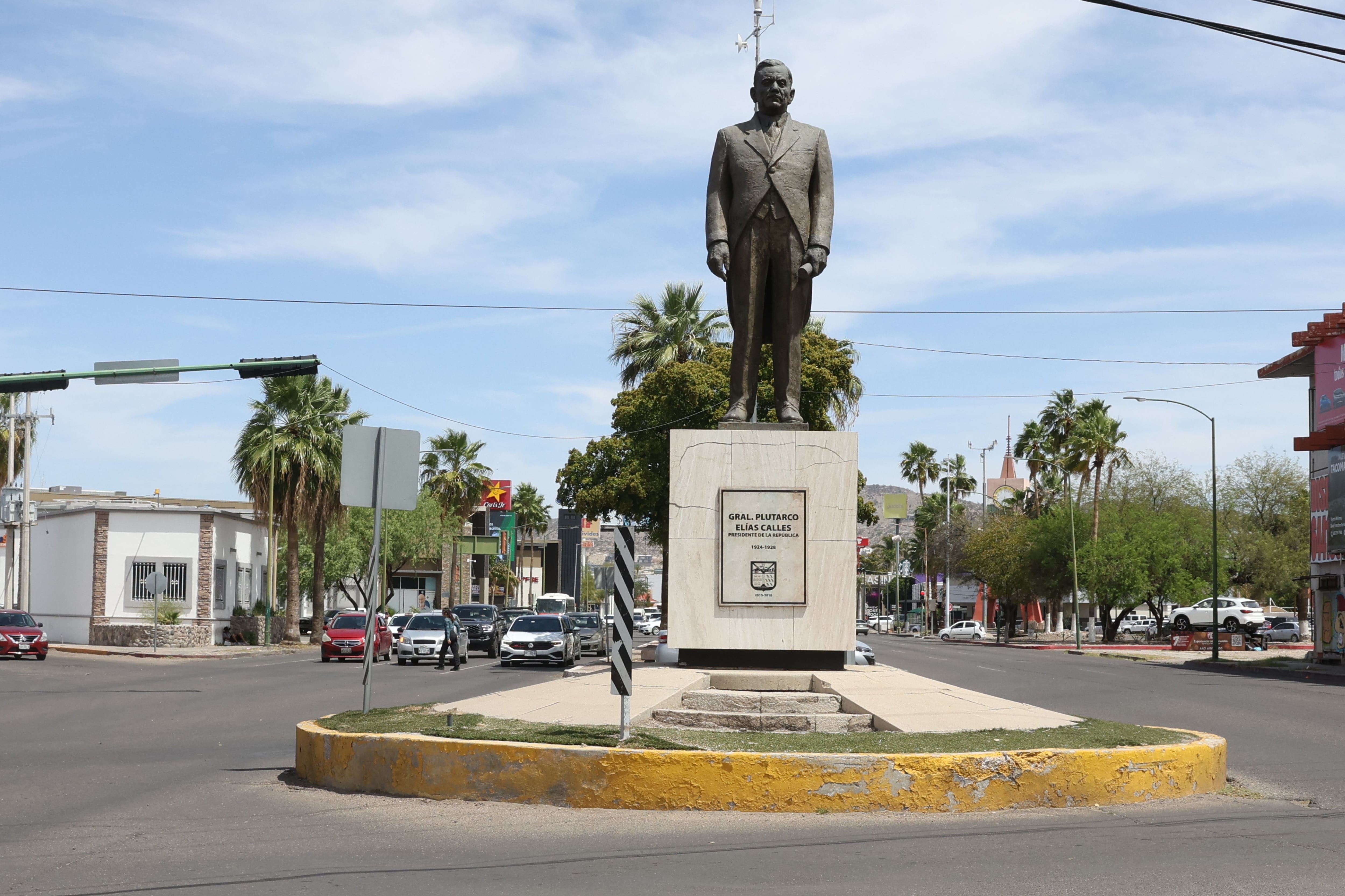 El General Plutarco Elías Calles también
ocupa un lugar importante en el bulevar Rodríguez. FOTOS: TEODORO BORBÓN
