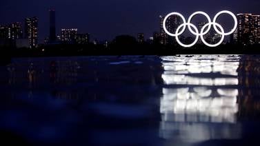 Japón estudia prohibir la entrada a todos los espectadores olímpicos y ampliar las restricciones