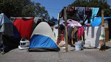 Se complica reubicación del campamento migrante de El Chaparral 