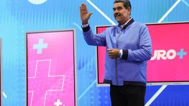Maduro califica a Zelenski de “payaso” y respalda llamado del Papa a negociar la paz en Ucrania