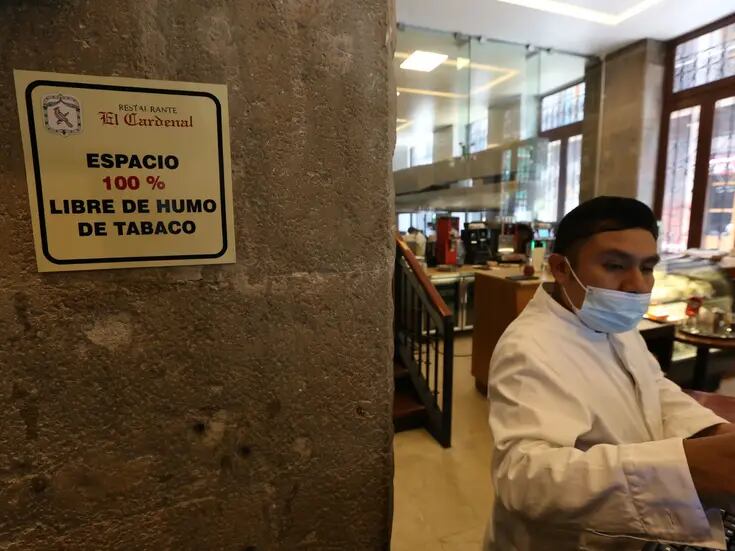 “Tumban” veto a fumadores: Tendrán su zona en restaurantes