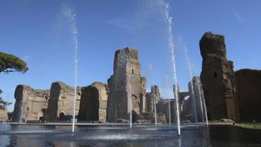 El agua vuelve a las termas de Caracalla de Roma 1.500 años después