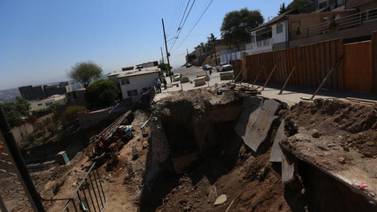 Paran obra a causa de derrumbe en la Juárez