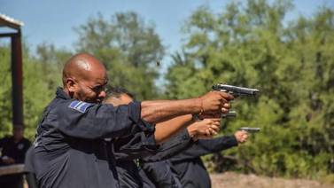 Instructores de la Academia de Policía Municipal de Cajeme capacitan con prácticas de tiro