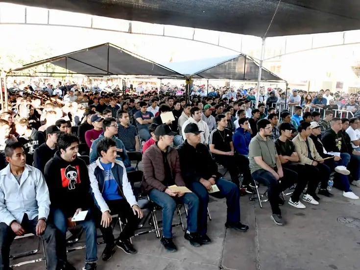 Ayuntamiento de Hermosillo llama a tramitar la precartilla militar