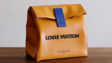 Pharrell Williams y Louis Vuitton lanzan su bolsa exclusiva para sándwich con un valor de €3,000 mil euros