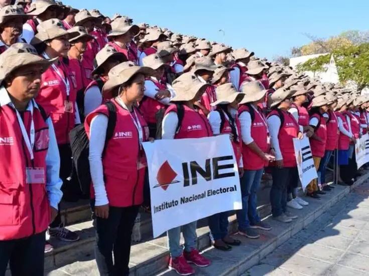 INE realiza toma de protesta a funcionarios electorales en CDMX