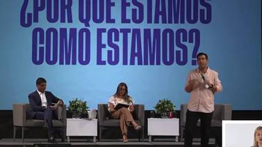 Video: Avientan hueso a Pedro Kumamoto en foro universitario