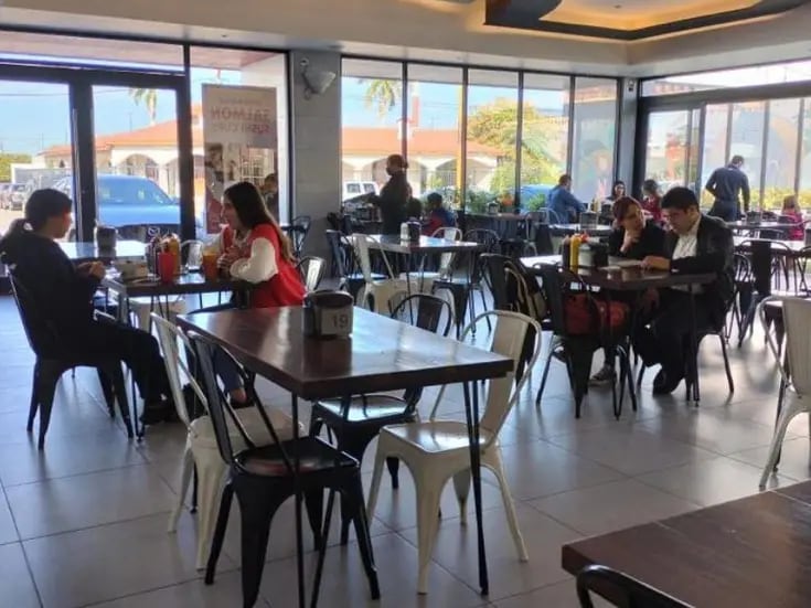 Para no perder clientes, restaurantes absorben aumentos: Canirac
