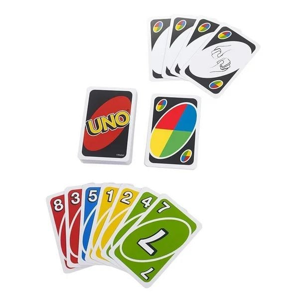 UNO es uno de los juegos de carta más populares entre los jóvenes.