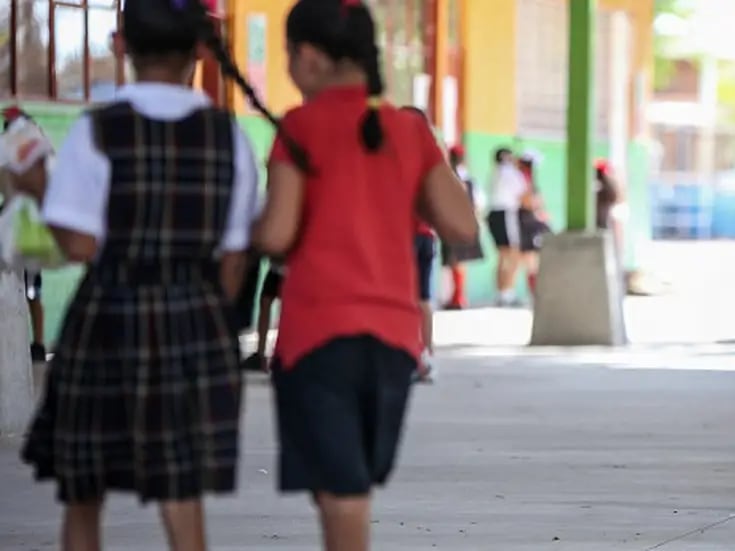 Evalúan escuelas por posibles daños tras sismos