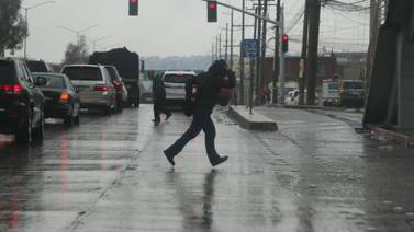 Suspenden clases en Ensenada por lluvias