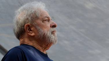 "Bolsonaro no se cansa de vomitar ignorancia": Lula apoya a Bachelet