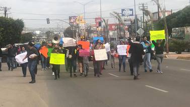 Protestan morenistas en Rosarito contra candidatura de Rocío Adame