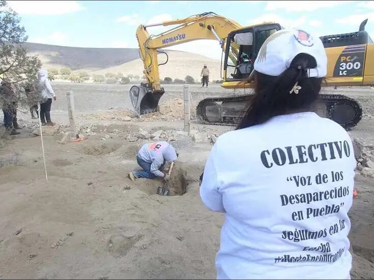 Colectivo descubre fosa clandestina “huachicolera” en Puebla