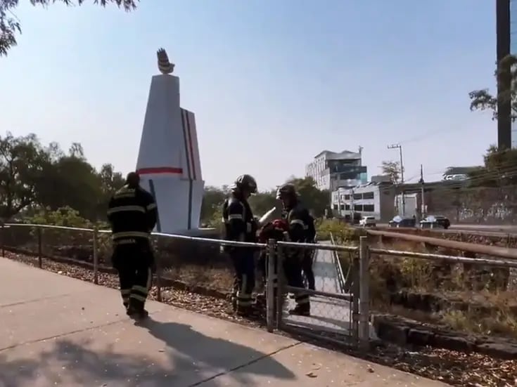 CDMX: Encuentran cuerpo colgado bajo la estatua “Hombre de paz”
