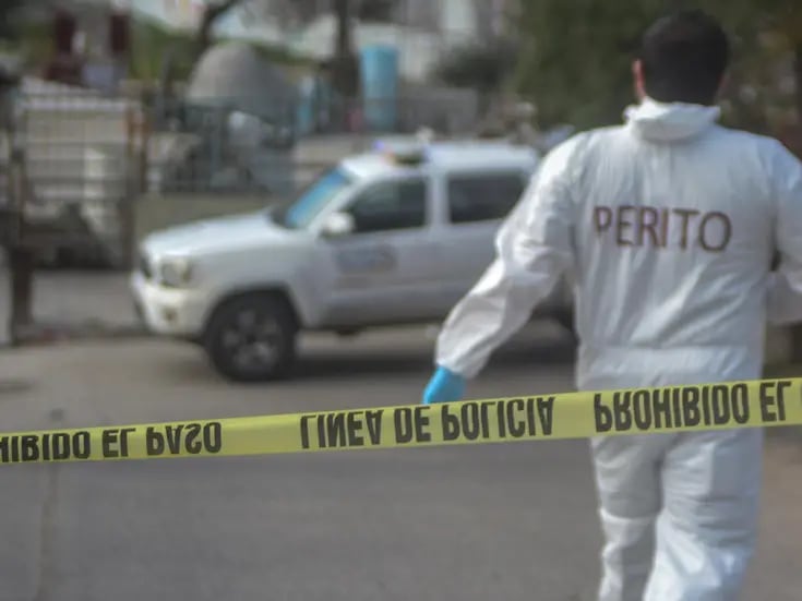 Encuentran tres cuerpos en una camioneta abandonada en municipio de Nuevo León