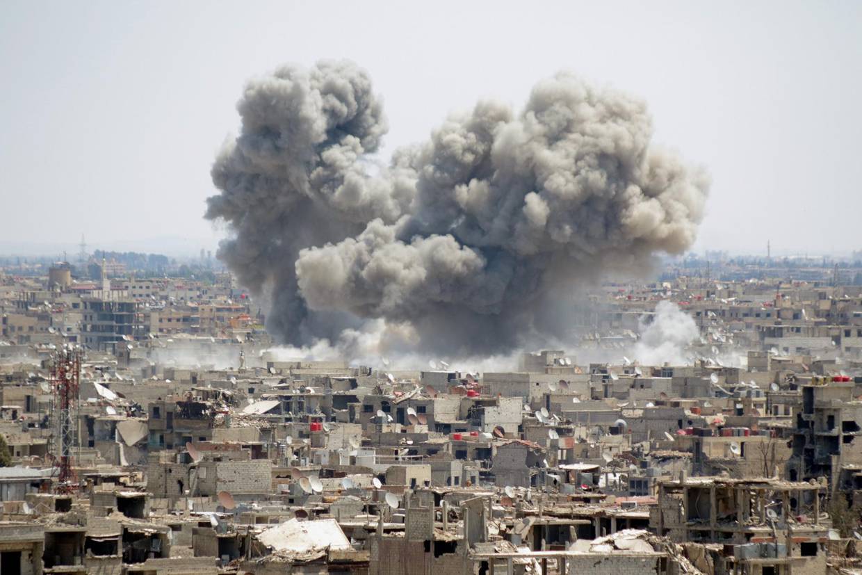 Foto archivo. Vista de un bombardeo en Damasco. | EFE