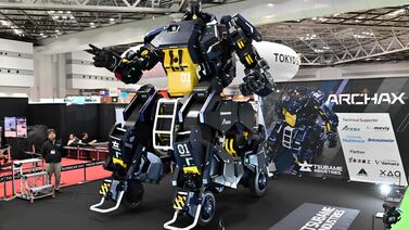 Archax: el robot japonés estilo "transformers"