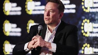 Elon Musk se retracta en Brasil y dice que  “fallos operativos” permitieron que usuarios bloqueados siguieran activos