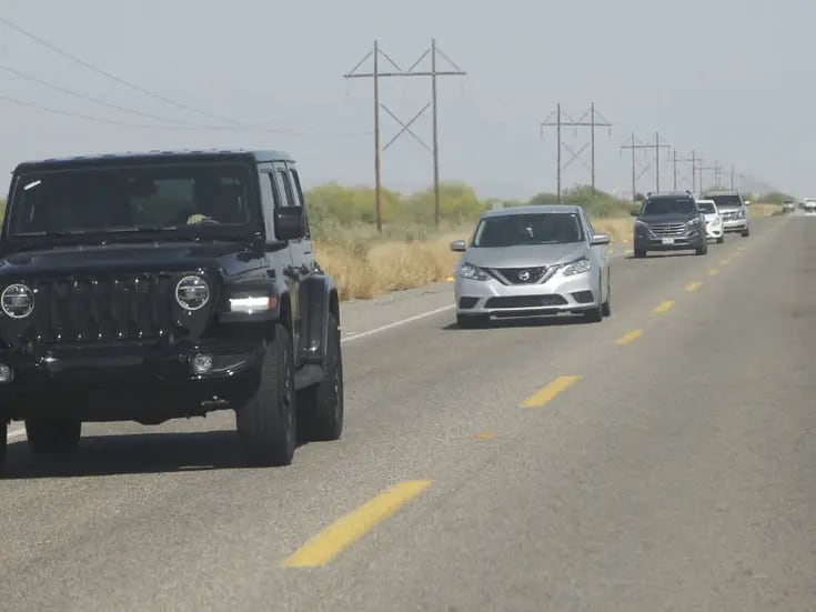 Conductores registran fila de más de 2 kilometros en caseta Hermosillo-Nogales