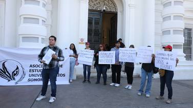 Estudiantes exigen solución a huelga en la Unison