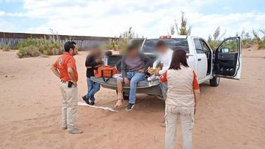 Grupos Beta en Tecate y Cd. Juárez rescatan a migrantes lesionados al resbalar de muro fronterizo
