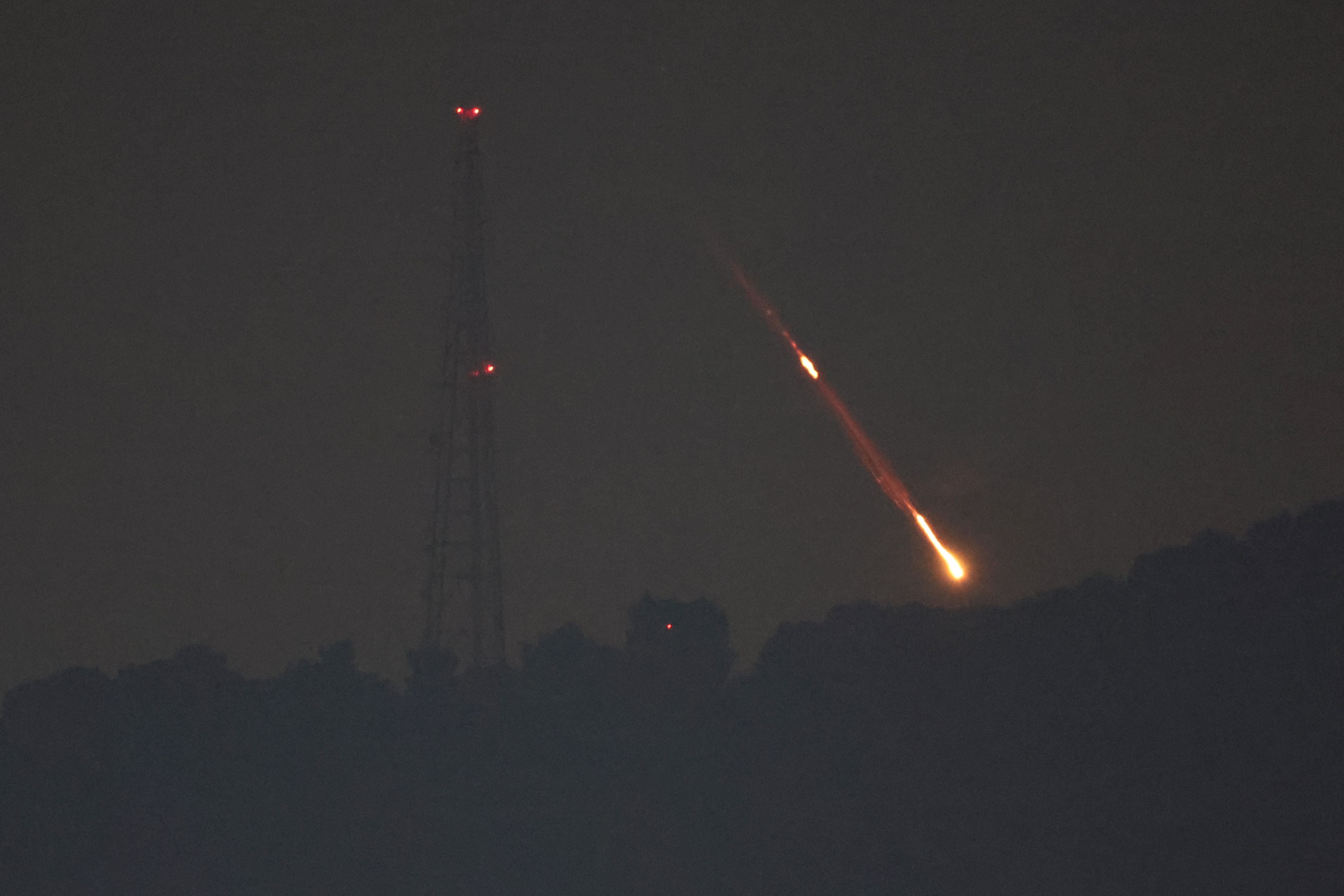Decenas de drones y misiles fueron lanzados desde Irán a Israel en una escalada del conflicto en Medio Oriente. FOTO: EFE