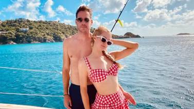 Así fueron las románticas vacaciones de Paris Hilton y su novio