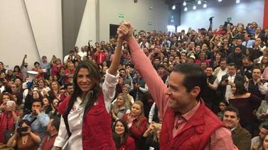 Se registran "Maloro" y Sylvana Beltrones como precandidatos al Senado por el PRI
