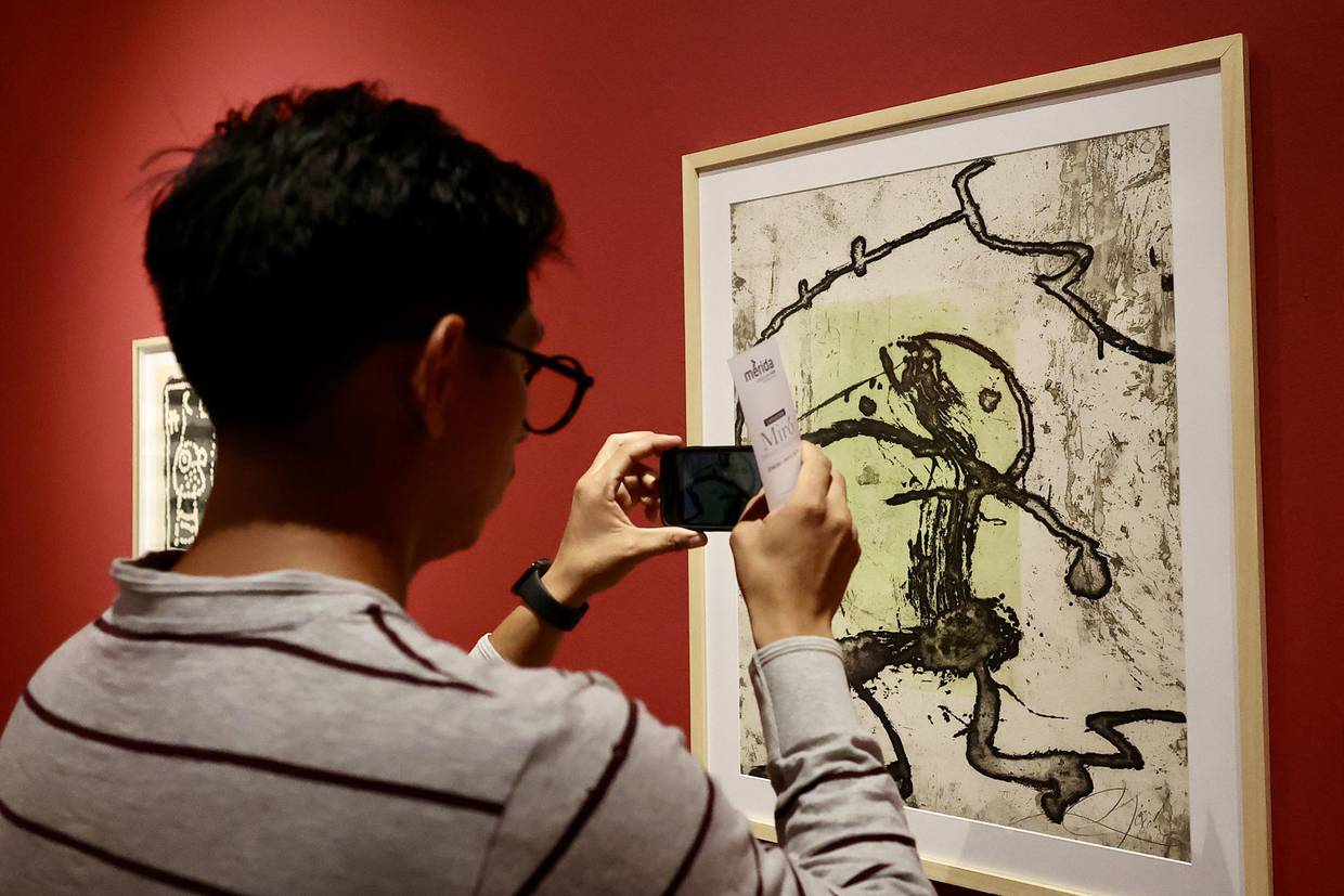 Obras de de colecciones privadas de Miró se exhiben en México