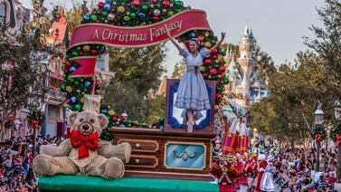 Regresan los desfiles a Disneyland, el primero es “A Christmas Fantasy”