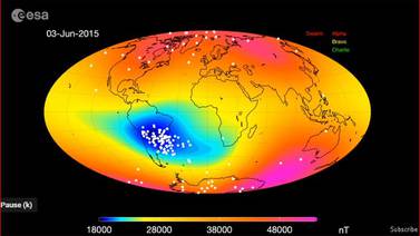 Anomalía del Atlántico Sur: Por qué el campo magnético de la Tierra se está debilitando y desconcierta a los científicos