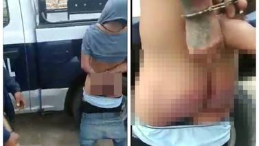 Policías de Jalisco golpean a ladrón con una tabla