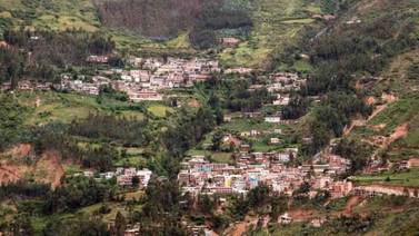 Ataque de delincuentes a mina deja nueve muertos y quince heridos en Perú