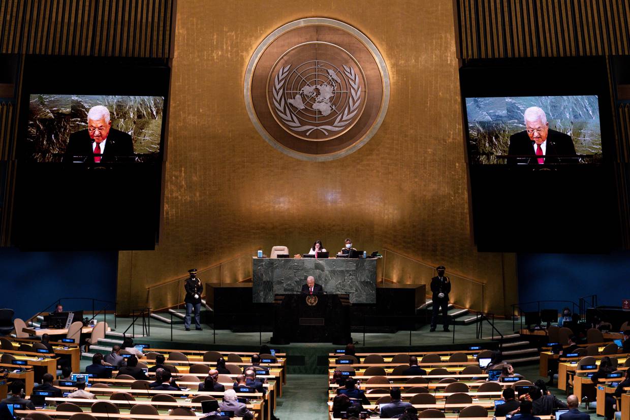 El presidente palestino Mahmud Abás toma la palabra durante la 77ma sesión de la Asamblea General de Naciones Unidas, el 23 de septiembre de 2022, en la sede de la ONU. (AP Foto/Julia Nikhinson, archivo)
