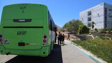 Solo 18 unidades de transporte público recorren la ruta Valle de las Palmas