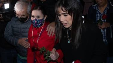 Rosario Robles sale de la cárcel tras tres años en penal de Santa Martha Acatitla