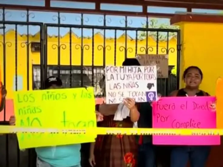 Padres de familia exigen justicia en caso de profesor de secundaria que acosaba a sus alumnas en Veracruz