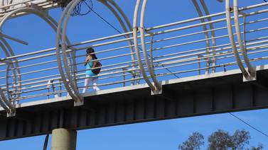 Analizarán el estado de puentes peatonales de Tijuana