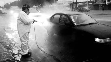 Regalarán servicio de limpieza a taxistas en Tijuana