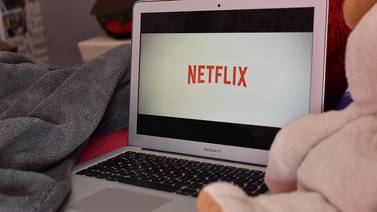 Encuesta revela que Mexicanos son "adictos" a Netflix y Blim 