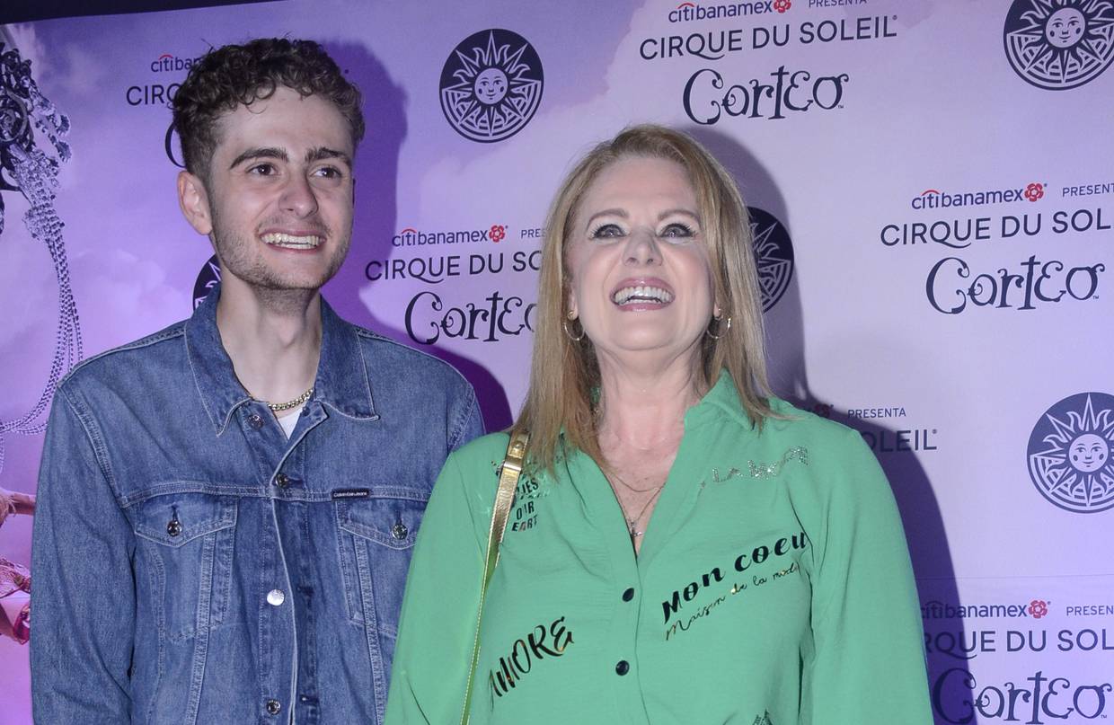 Erika Buenfil apoya las aspiraciones de su hijo Nicolás